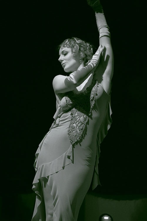 Burlesque-Tänzerin Krissy Lou aus Leipzig